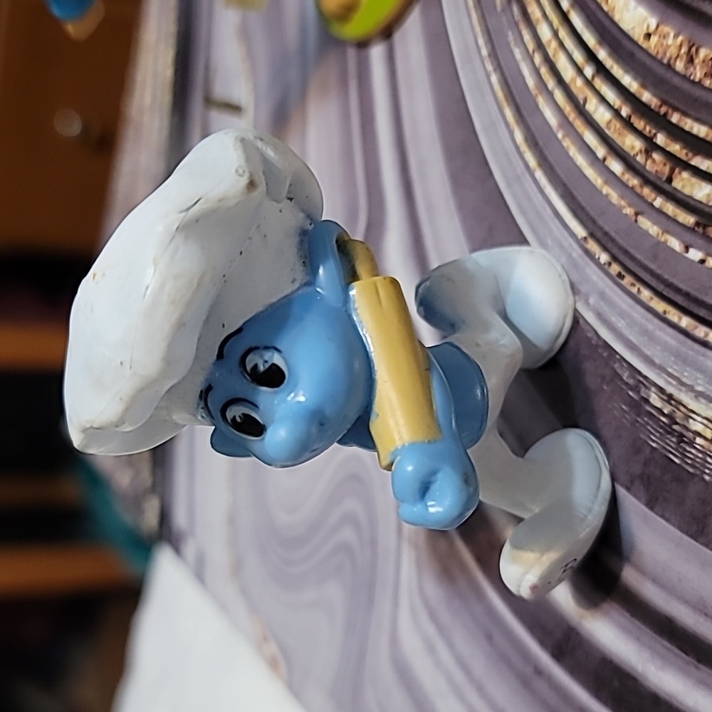 The Smurfs 2 BLUEBUDDIES McDonald's Happy Meal Toy 2013 #14 BAKER